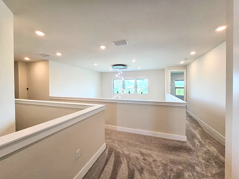 4308 Arlington Dr — Photo 12
