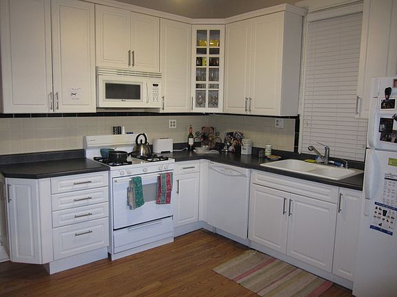 5th image of 1955 N Sheffield Ave #1