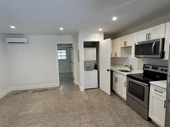 820 N Victoria Park Rd APT 4, Fort Lauderdale, FL 33304