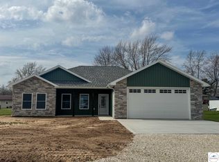 135 McDonald Ave, Versailles, MO 65084