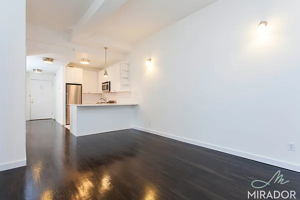 Rented by Mirador Real Estate | media 11