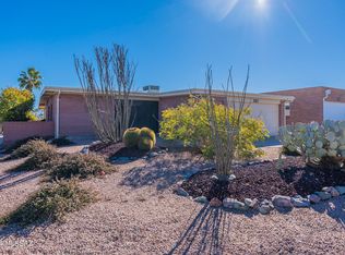 601 W Rio Moctezuma, Green Valley, AZ 85614