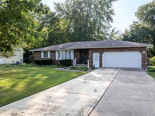 5189 Sabrina Ln NW, Warren, OH 44483