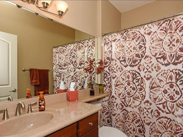 1556 W Songbird Dr — Photo 13