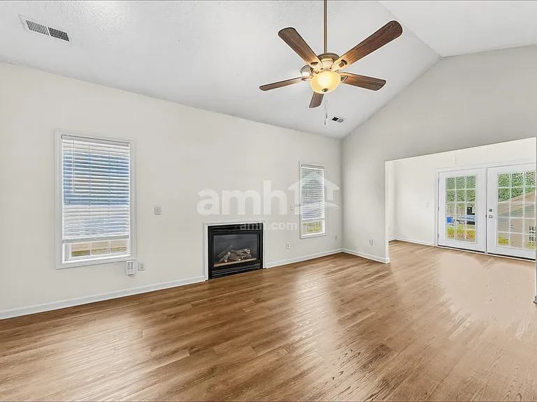 104 Cameron Way Cir — Photo 7