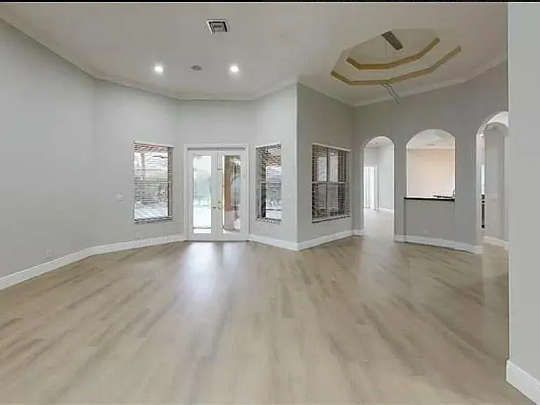 7215 NW 110th Ave — Photo 16
