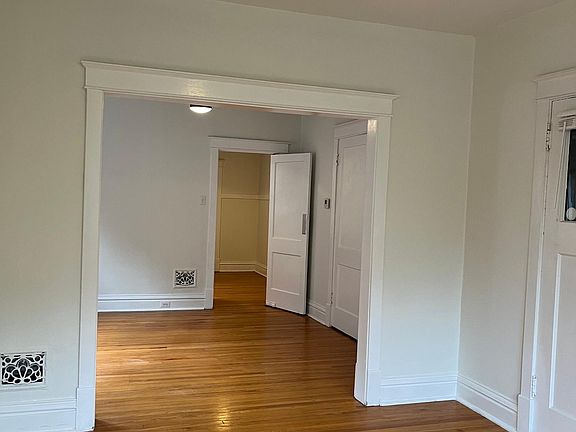 2nd image of 1514 McCausland Ave #2