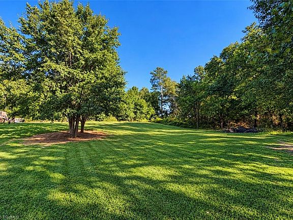 2nd image of 215 Harmony Pl