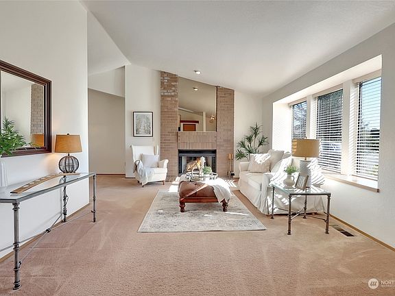 4th image of 1213 133rd Street S