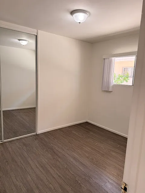 2 bed, 595 sqft, $2,065 — Photo 3