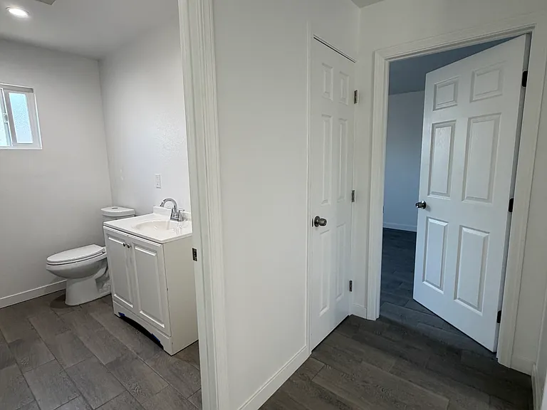 3910 Cedar Ave #3912 — Photo 15