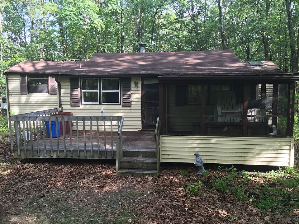 2nd image of 3109 Emerald Lake Dr