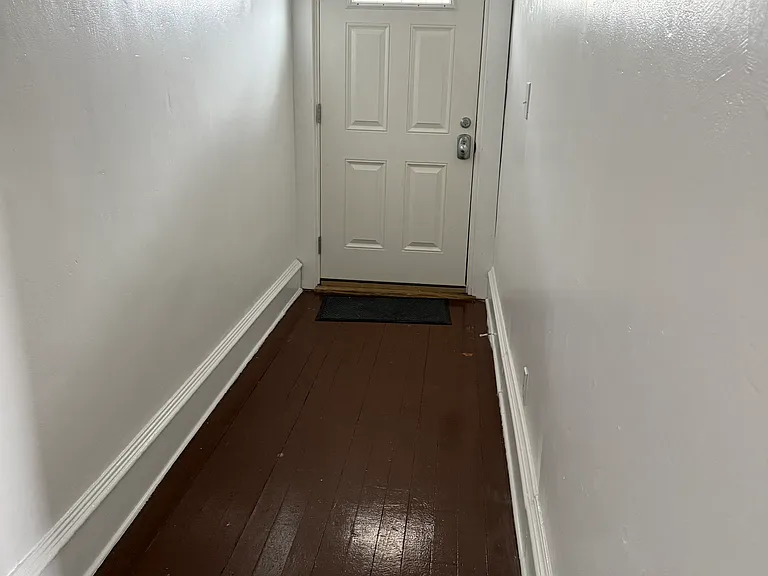 60 Cypress St #1 — Photo 3