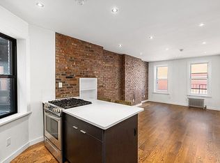 144 W 17th St #4A, New York, NY 10011