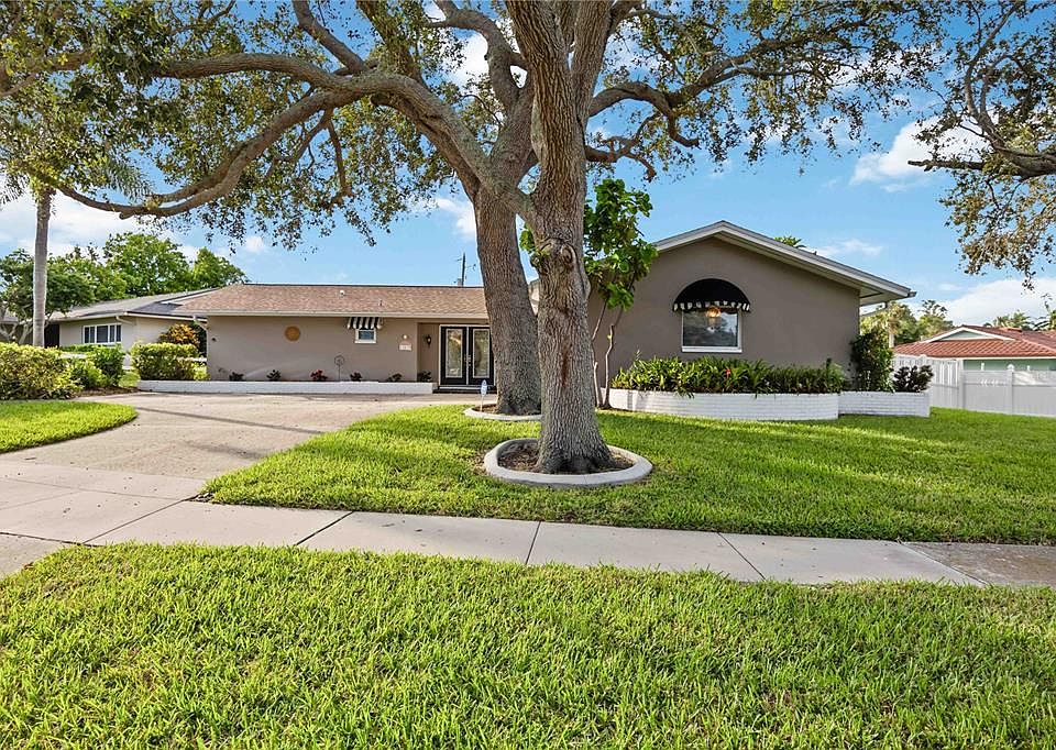 1st image of 14039 Leeward Dr