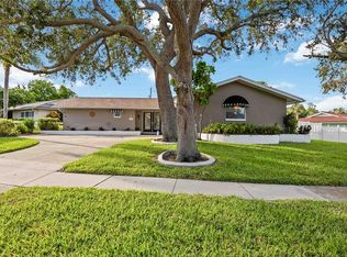 14039 Leeward Dr, Seminole, FL 33776