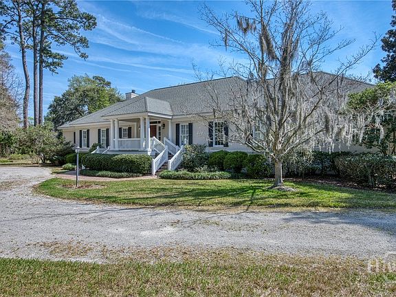 3rd image of 308 Bradley Point Road