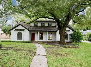 11423 Valley Stream Dr, Houston, TX 77043