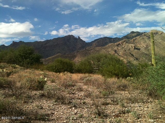 1st image of 4231 E Skyline Dr