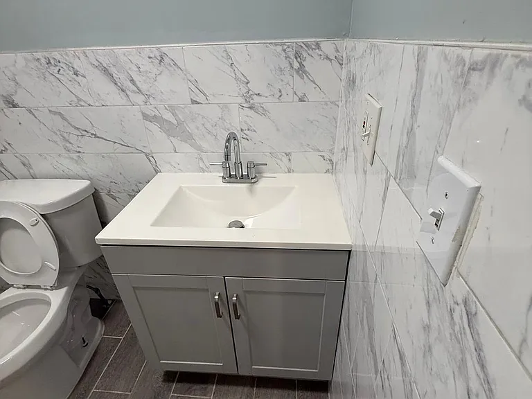 729 Orchard St #2 — Photo 6