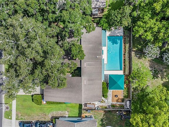 2nd image of 11703 Nicklaus Cir