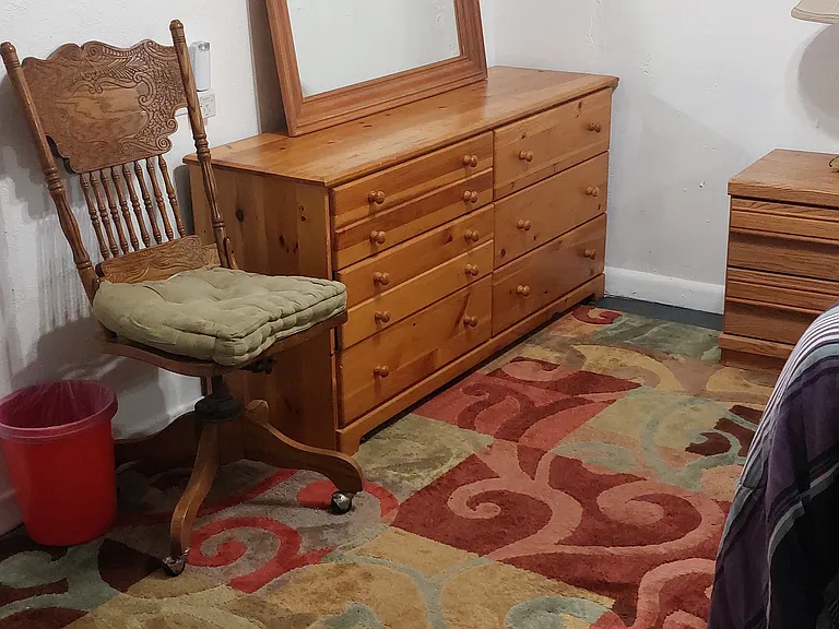Seward Ave — Photo 17