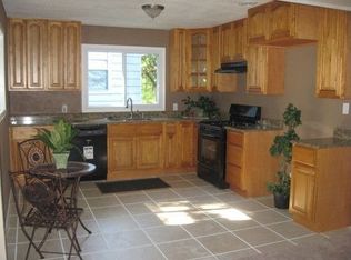 8415 Boone Blvd, Kansas City, MO 64114