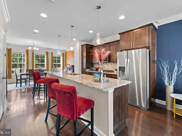 3013 Saint Josephs Dr, Upper Marlboro, MD 20774