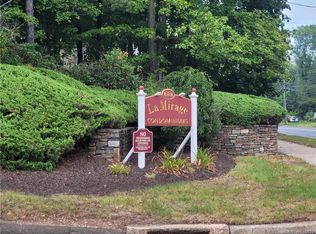 882 N Colony Rd APT 83, Meriden, CT 06450