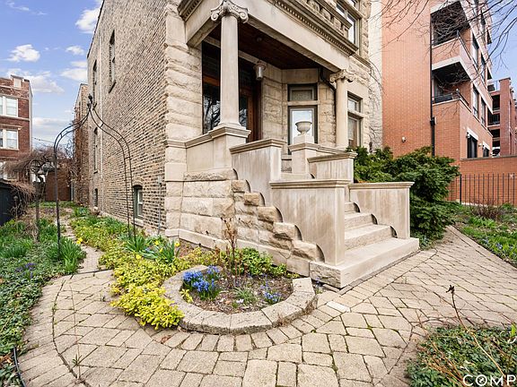 2nd image of 940 W Cuyler Ave #1