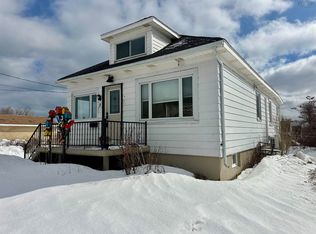 11 James St, Cape Breton, NS B1A 2Y1