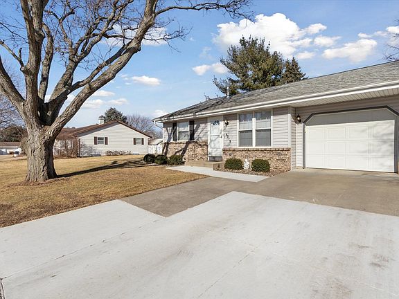4th image of 4219 Bristol Dr