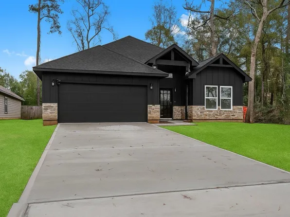 15479 Arrowhead Loop W, Willis, TX 77378