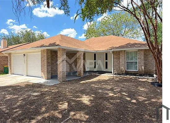 7905 Forest Cabin