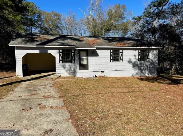 592 Northside Dr, East Dublin, GA 31027