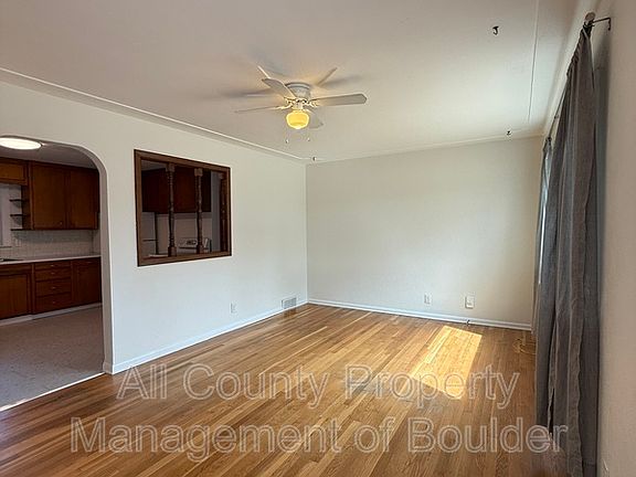 2nd image of 1428 Sharpe Pl