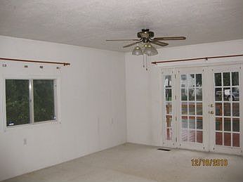 2nd image of 37155 Gore Dr