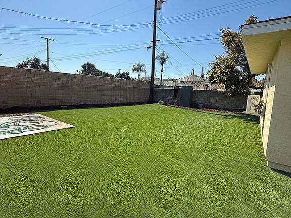 3rd image of 560 Myrtle Ave