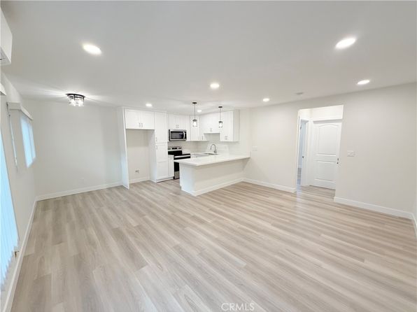 919 E Acacia Ave APT C