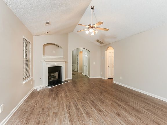 5th image of 96 Preserve Dr