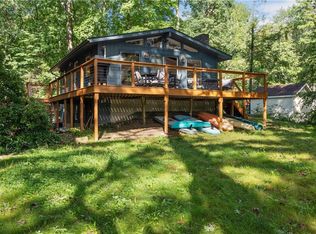 198 Indian Trl, Glocester, RI 02814