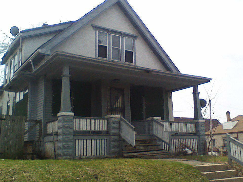 1st image of 2613 W Auer Ave