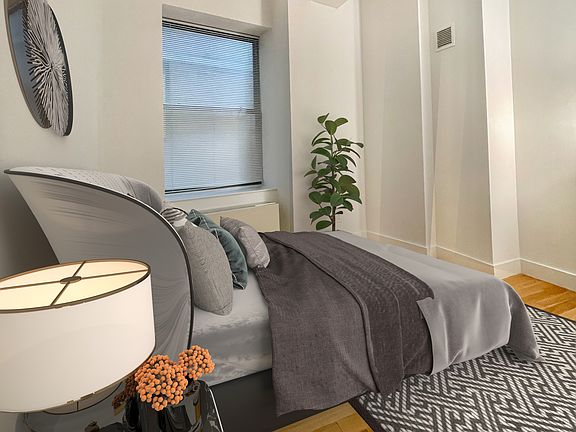 4th image of 99 John St APT 722