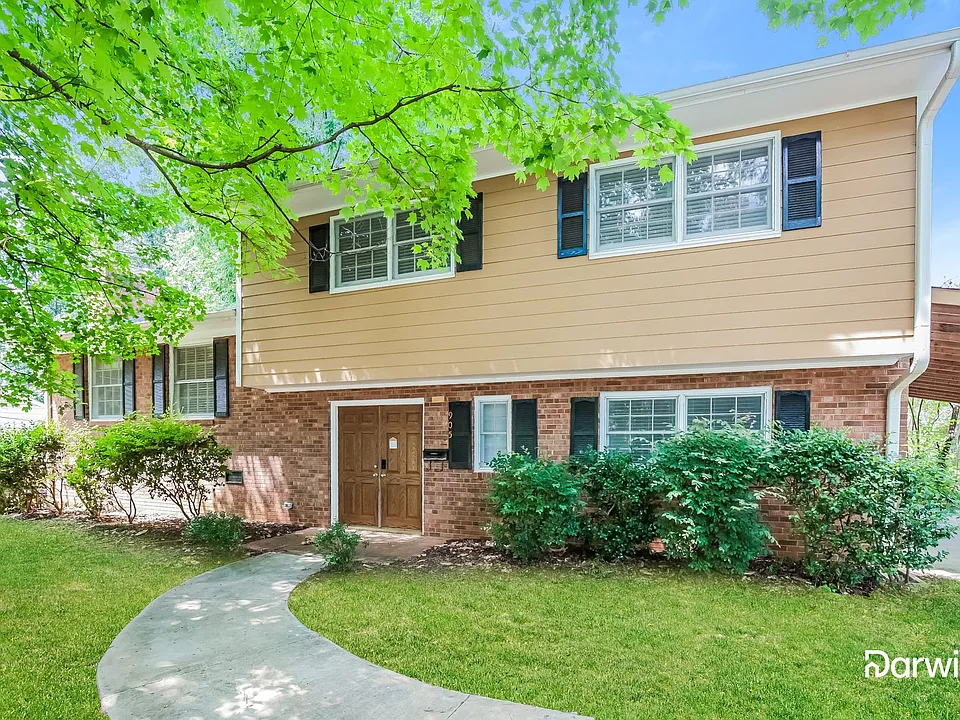 905 Caswell Dr