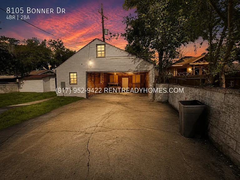 8105 Bonner Dr — Photo 2