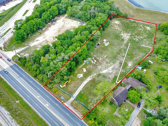 3rd image of 11826 Almeda Rd