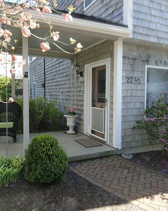 1st image of 22A Story St #2