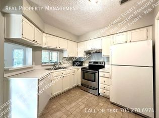 6108 Gray Gate Ln APT H, Charlotte, NC 28210