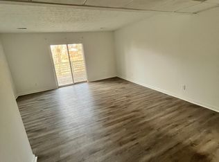 17 Tiemann Dr #3, Collinsville, IL 62234