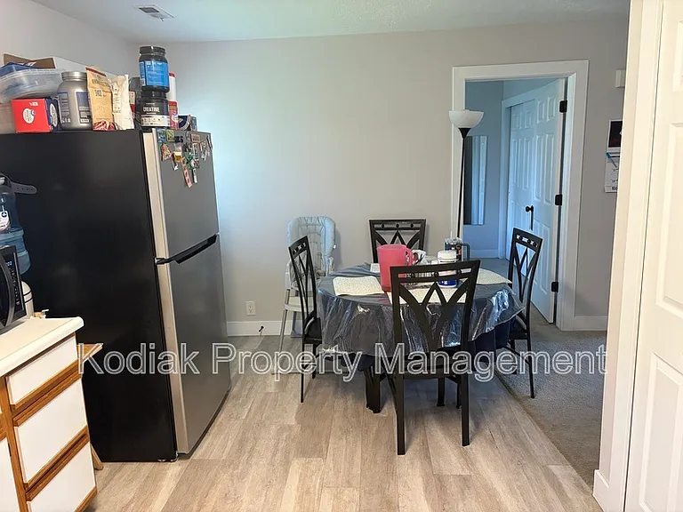 83 E 550 N — Photo 5